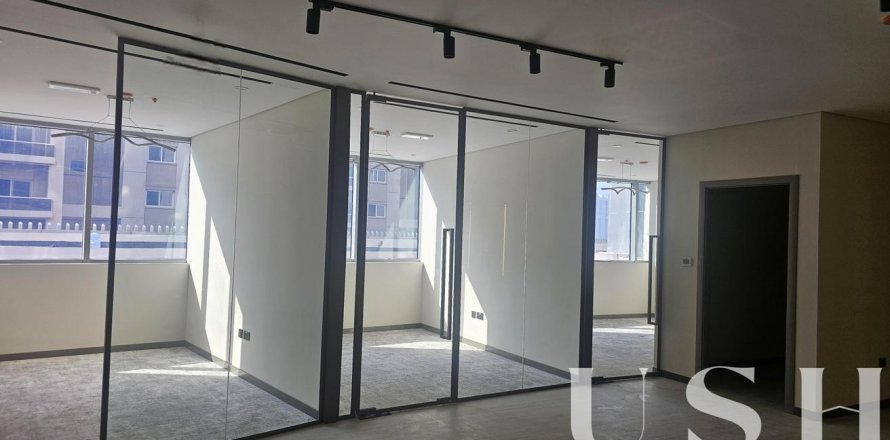 Kancelář v Barsha Heights (Tecom), Dubai, SAE 82 m² Č.: 620429