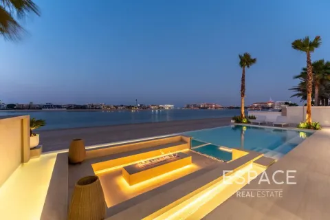 Vila di Palm Jumeirah, Dubai, UEA 5 kamar tidur, 673 m2 nomor 649706 - foto 13