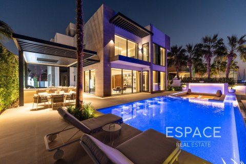 Vila di Palm Jumeirah, Dubai, UEA 5 kamar tidur, 673 m2 nomor 649706 - foto 2