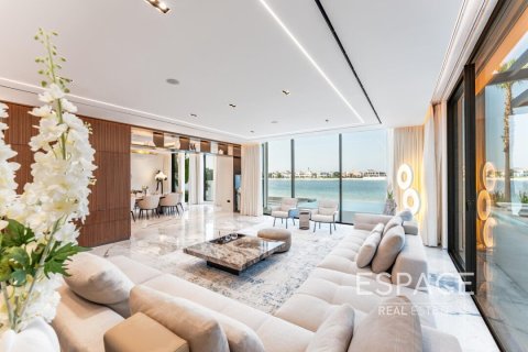 Vila di Palm Jumeirah, Dubai, UEA 5 kamar tidur, 673 m2 nomor 649706 - foto 3