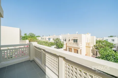 וילה למכירה ב The Lakes, Dubai, איחוד האמירויות  3 חדרי שינה, 243 מ"ר, מספר 649704 - תמונה 19