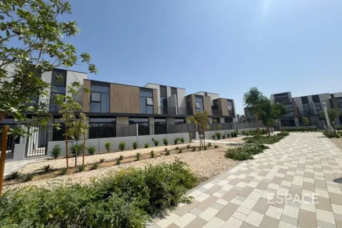Vila di Mudon, Dubai, UEA 3 kamar tidur, 218 m2 nomor 649703 - foto 8
