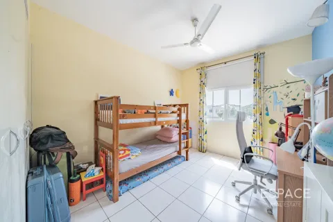 Villa til salgs i The Lakes, Dubai, Emiratene 3 soverom, 282 kvm Nr. 649705 - Foto 9