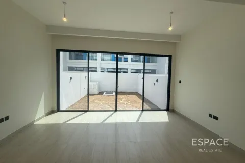 Adosado en venta en Damac Lagoons, Dubai, EAU 3 dormitorios, 144 m2 № 649702 - foto 7
