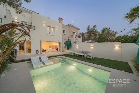 Villa sa Arabian Ranches, Dubai, UAE 4 silid-tulugan, 232 sq.m. № 649708 - larawan 16
