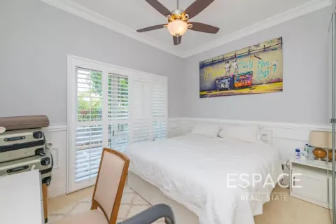 Villa itt: Meadows, Dubai, EAE, 5 hálószoba, 343 m², azonosító: 649707 - fénykép 8