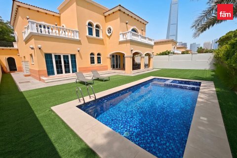 Villa sa Jumeirah Park, Dubai, UAE 5 silid-tulugan, 694.3 sq.m. № 726216