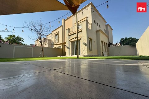 Kamienica w Dubai, ZEA 3 sypialnie, 344.9 mkw. nr 726220