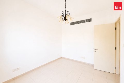 Таунхаус Дубай, БАӘ-да 3 жатын бөлмелер, 344.9 м² № 726220 - фото 2
