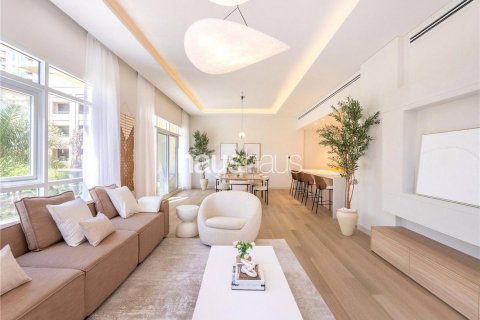 Apartemen di Greens, Dubai, UEA 3 kamar tidur, 192 m2 nomor 625174 - foto 1