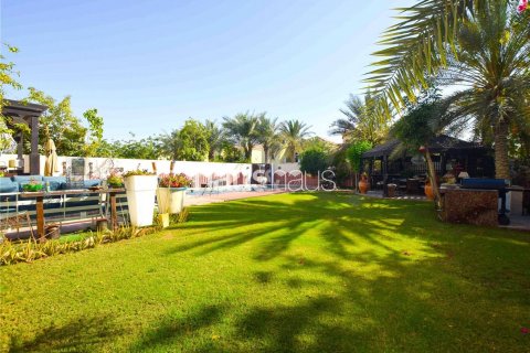 Vila v Jumeirah Park, Dubai, SAE 3 ložnice, 285 m² Č.: 625172 - fotografie 12