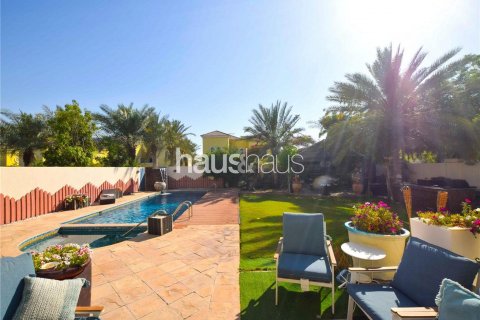 Vila v Jumeirah Park, Dubai, SAE 3 ložnice, 285 m² Č.: 625172 - fotografie 14