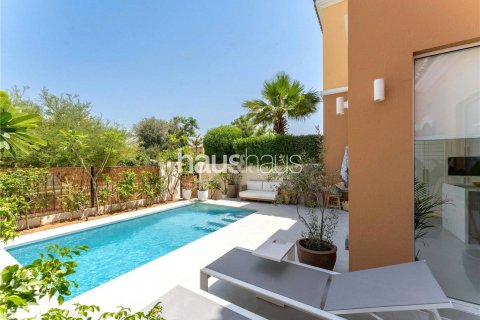 Shtëpi në qytet në Arabian Ranches, Dubai, Emiratet e Bashkuara Arabe 2 dhoma gjumi, 195 m2. № 625176 - Foto 9