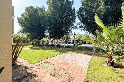 Vila di Dubai Investment Park, UAE 5 bilik tidur, 577 meter persegi № 625171 - foto 2