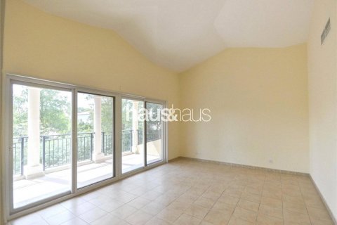 Vila di Dubai Investment Park, UAE 5 bilik tidur, 577 meter persegi № 625171 - foto 7