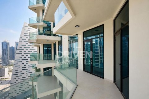 Apartmen di Business Bay, Dubai, UAE 2 bilik tidur, 102.29 meter persegi № 765696 - foto 11