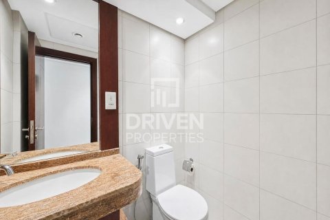 Downtown Dubai (Downtown Burj Dubai), Dubai, BAE’de kiralık daire 2 yatak odası, 120.59 m&sup2; No 765691 - fotoğraf 15