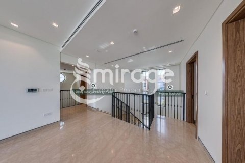 Vilă de vânzare în Abu Dhabi, EAU 5 dormitoare, 580 mp.  №596996 - poză 6