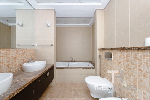 Vila v Jumeirah Park, Dubai, SAE 3 ložnice, 328 m² Č.: 597623 - fotografie 15
