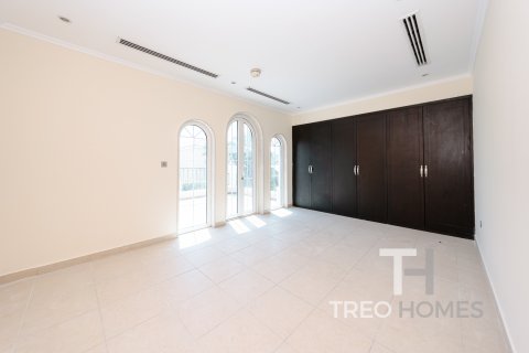 Vila v Jumeirah Park, Dubai, SAE 3 ložnice, 328 m² Č.: 597623 - fotografie 11