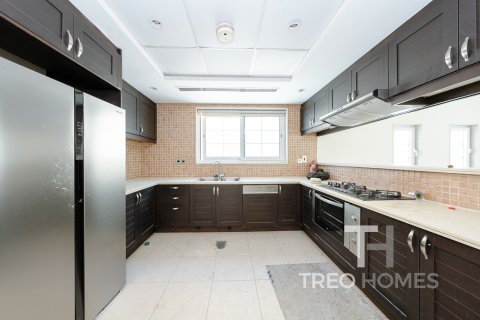 Vila v Jumeirah Park, Dubai, SAE 3 ložnice, 328 m² Č.: 597623 - fotografie 21