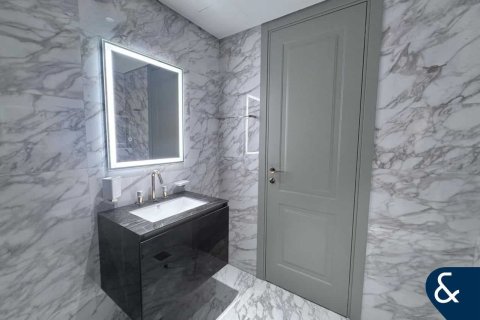 Apartment in Al Furjan, Dubai, UAE 3 bedrooms, 203 sq.m. № 671318 - photo 9