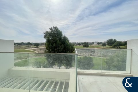 Vilă de închiriat în Jumeirah Golf Estates, Dubai, EAU 4 dormitoare, 178 mp.  №671317 - poză 10