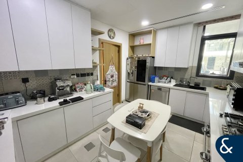 Vilă de închiriat în Jumeirah Golf Estates, Dubai, EAU 4 dormitoare, 178 mp.  №671317 - poză 4