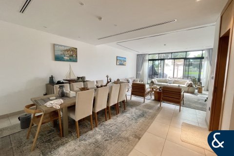 Vilă de închiriat în Jumeirah Golf Estates, Dubai, EAU 4 dormitoare, 178 mp.  №671317 - poză 7