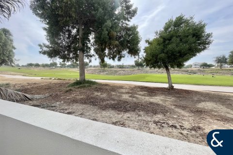 Vilă de închiriat în Jumeirah Golf Estates, Dubai, EAU 4 dormitoare, 178 mp.  №671317 - poză 3