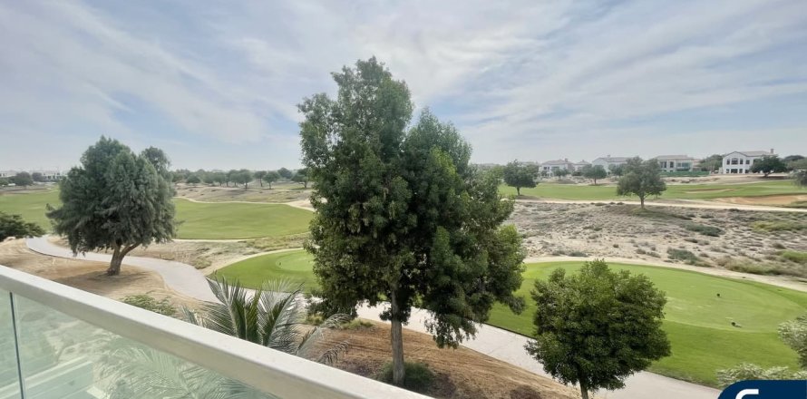 Vilă în Jumeirah Golf Estates, Dubai, EAU 4 dormitoare, 178 mp.  №671317
