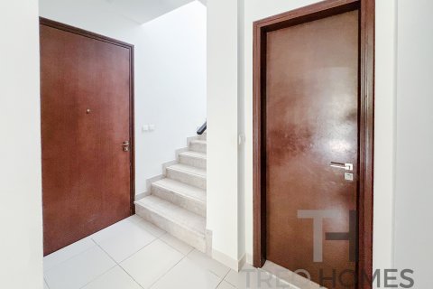 Townhouse in Reem, Dubai, UAE 3 bedrooms, 209 sq.m. № 597650 - photo 2