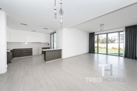 Villa in Dubai South (Dubai World Central), UAE 3 bedrooms, 520 sq.m. № 597651 - photo 5