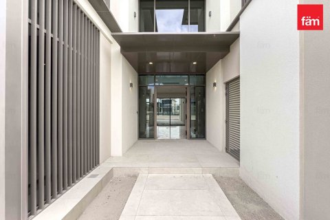 Üürile anda villa asukohaga Dubai Hills Estate, AÜE: 5 magamistoaga, 799.5 m² Nr 573398 - pilt 2