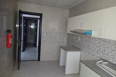 Apartment til salg i Al Raqaib, Ajman, UAE 1 soveværelse, 91 kvm № 681452 - foto 4