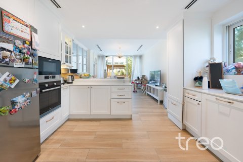 Vila u Jumeirah Village Triangle, Dubai, UAE 6 spavaćih soba, 636.01 m2 Br. 733438 - fotografija 4