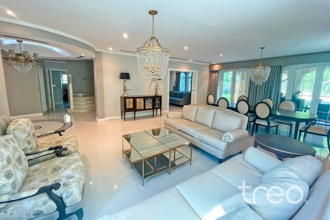 Willa do wynajęcia w Jumeirah Park, Dubai, ZEA 5 sypialnie, 435.62 mkw., nr 733457 - zdjęcie 4