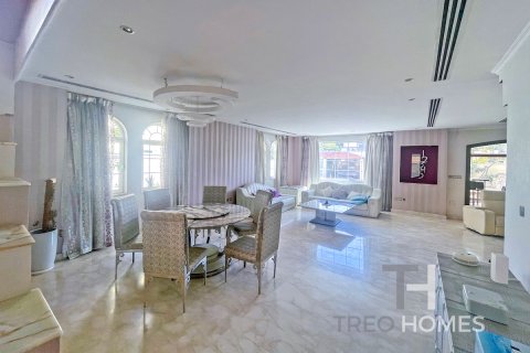 فيلا للإيجار في Jumeirah Park، دبي، الإمارات العربية المتحدة 4 غرفة نوم ، 402.73 متر مربع ، رقم 733455 - صورة 6