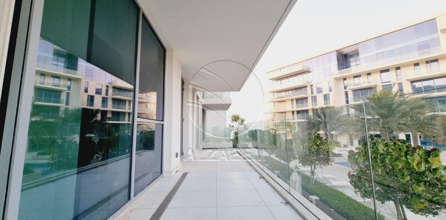 Apartmen di Saadiyat Island, Abu Dhabi, UAE 3 bilik tidur, 293 meter persegi № 615713