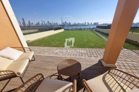 Vila v Jumeirah, Dubai, SAE 5 ložnice, 617 m² Č.: 542535 - fotografie 28