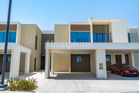 Villa in The Valley, Dubai, UAE 3 bedrooms, 173.99988676 sq.m. № 650828 - photo 16