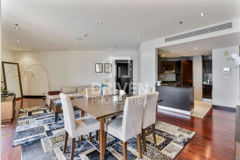 Apartment in Palm Jumeirah, Dubai, UAE 2 bedrooms, 164 sq.m. № 653972 - photo 1