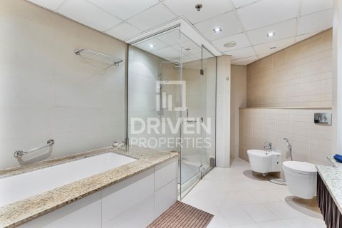 Apartment in Palm Jumeirah, Dubai, UAE 2 bedrooms, 164 sq.m. № 653972 - photo 12