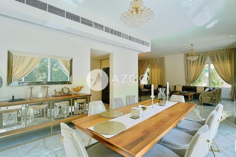 Müüa villa asukohaga Jumeirah Park, Dubai, AÜE: 4 magamistoaga, 631.1 m² Nr 623762 - pilt 11