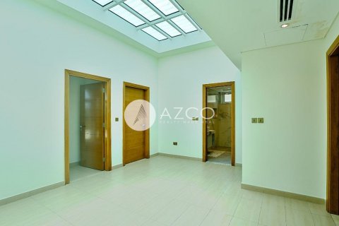 Müüa villa asukohaga Jumeirah Park, Dubai, AÜE: 4 magamistoaga, 631.1 m² Nr 623762 - pilt 15
