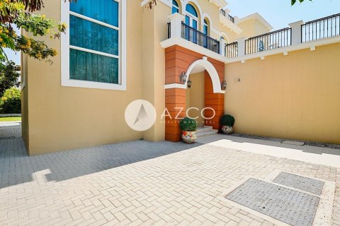 Müüa villa asukohaga Jumeirah Park, Dubai, AÜE: 4 magamistoaga, 631.1 m² Nr 623762 - pilt 22