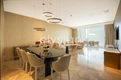 Apartament në Palm Jumeirah, Dubai, Emiratet e Bashkuara Arabe 3 dhoma gjumi, 216 m2. № 600297 - Foto 4