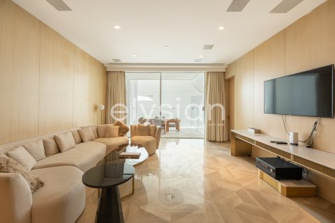 Apartament në Palm Jumeirah, Dubai, Emiratet e Bashkuara Arabe 3 dhoma gjumi, 216 m2. № 600297 - Foto 2
