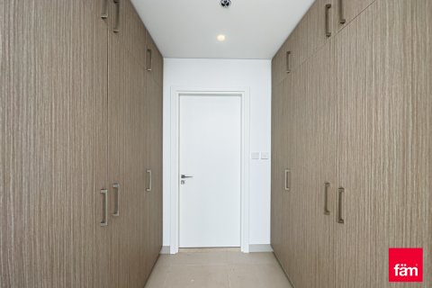 Rumah bandar di Dubai, UAE 2 bilik tidur, 282.8 meter persegi № 575370 - foto 25