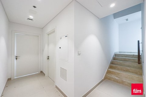 Rumah bandar di Dubai, UAE 2 bilik tidur, 282.8 meter persegi № 575370 - foto 23